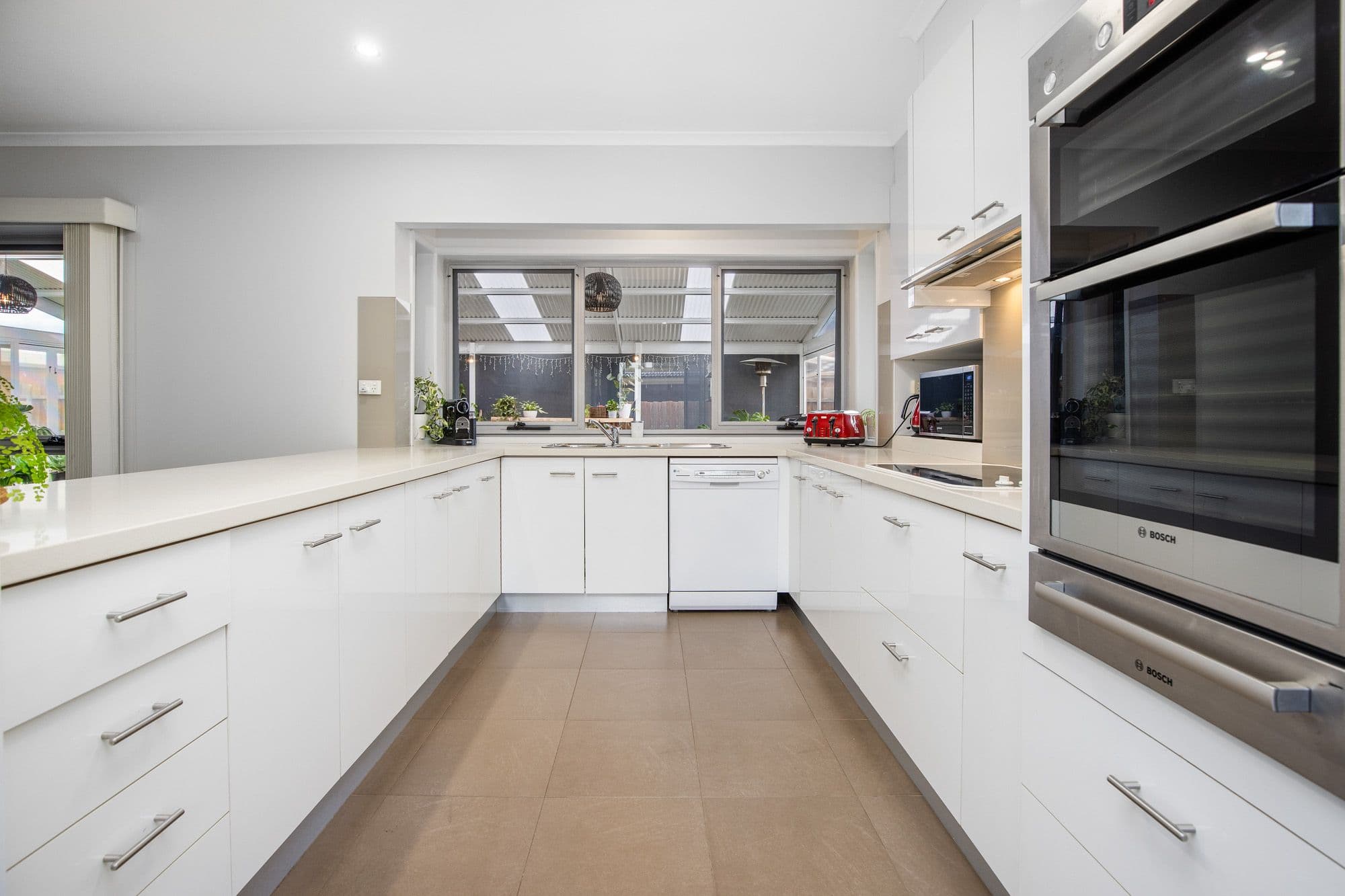 10 Travis Court, Hoppers Crossing VIC 3029, Hoppers Crossing - Thumbnail 4