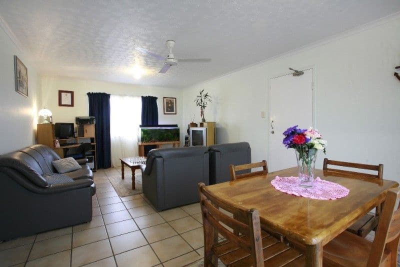 1 Hodel Street, ROSSLEA QLD 4812, Rosslea - Thumbnail 2
