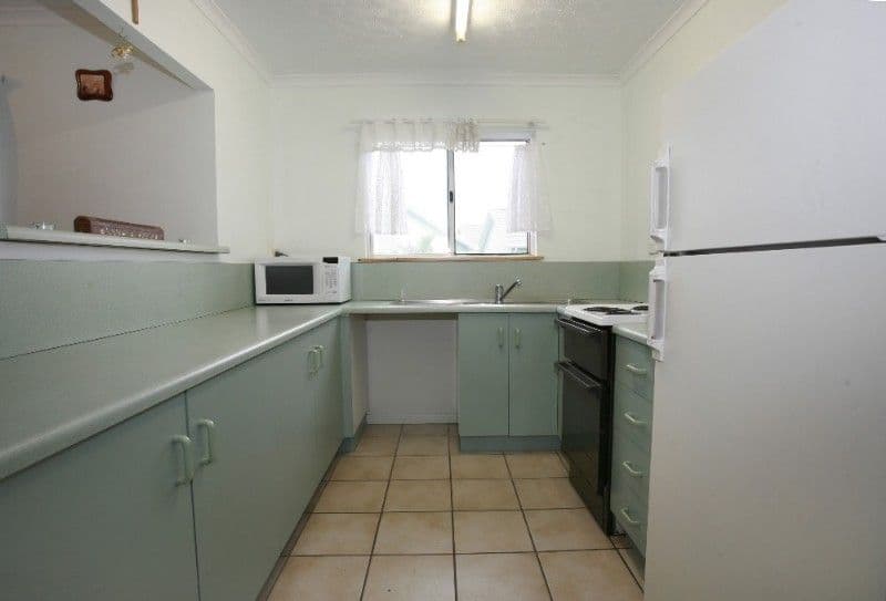 1 Hodel Street, ROSSLEA QLD 4812, Rosslea - Thumbnail 3