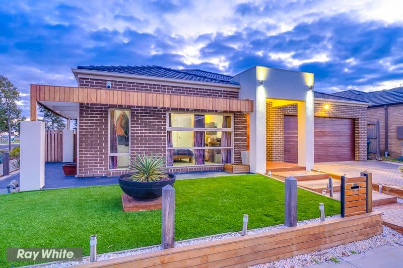 32 Hanworth Avenue, Williams Landing VIC 3027, Williams Landing - Thumbnail 3