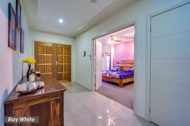 32 Hanworth Avenue, Williams Landing VIC 3027, Williams Landing - Thumbnail 4