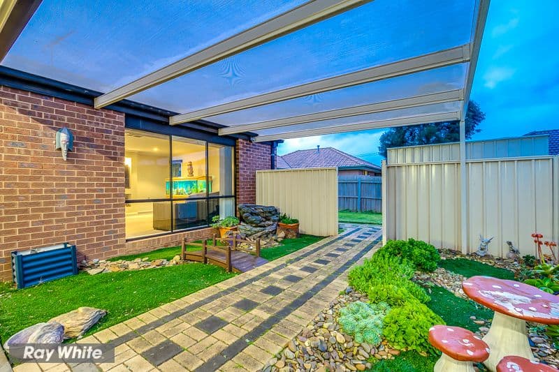 10 Carissa Circuit, Werribee VIC 3030, Werribee - Thumbnail 6