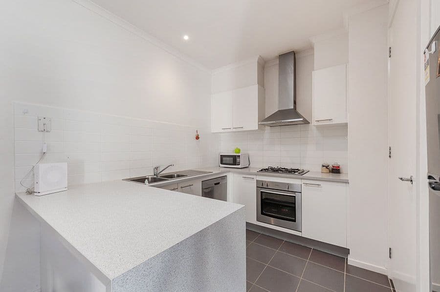 64 Corringa Way, Craigieburn VIC 3064, Craigieburn - Thumbnail 2
