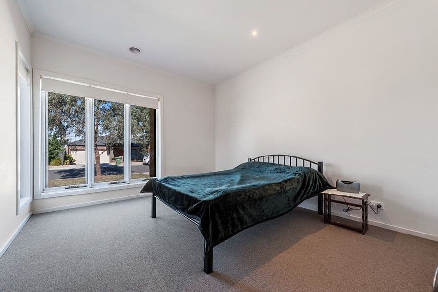 64 Corringa Way, Craigieburn VIC 3064, Craigieburn - Thumbnail 4
