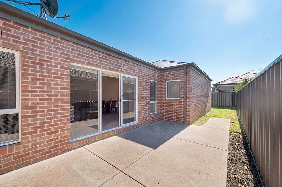 64 Corringa Way, Craigieburn VIC 3064, Craigieburn - Thumbnail 7