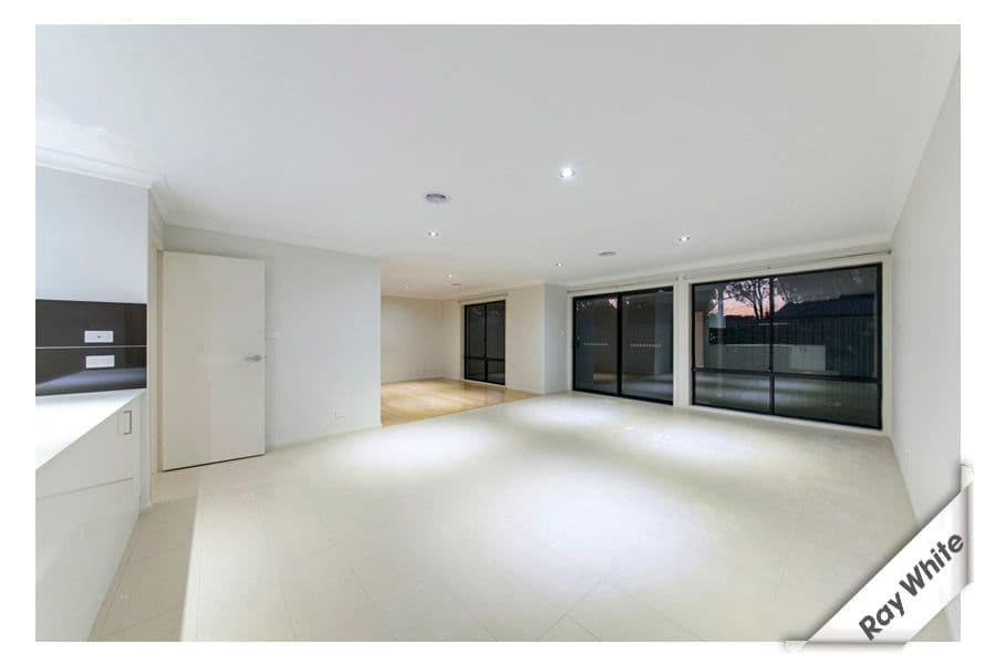 96 Diamantina Crescent, KALEEN ACT 2617, Kaleen - Thumbnail 5