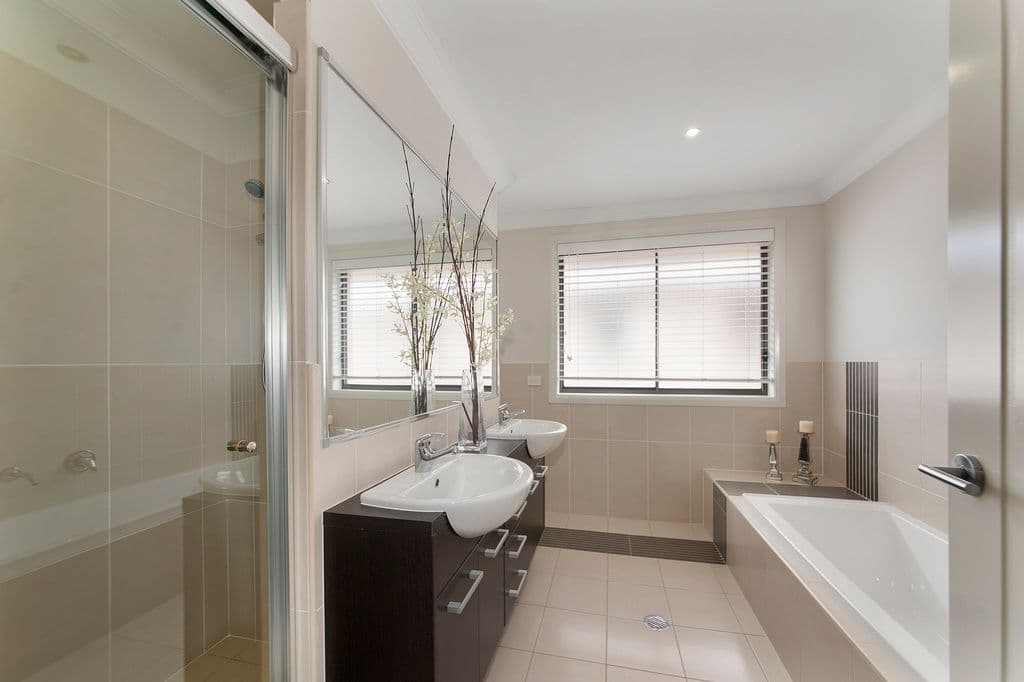 239 Cedar Road, CASULA NSW 2170, Casula - Thumbnail 7