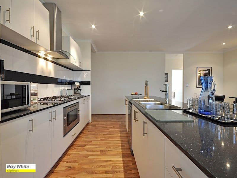 8 Stott Way, ELLENBROOK WA 6069, Ellenbrook - Thumbnail 3