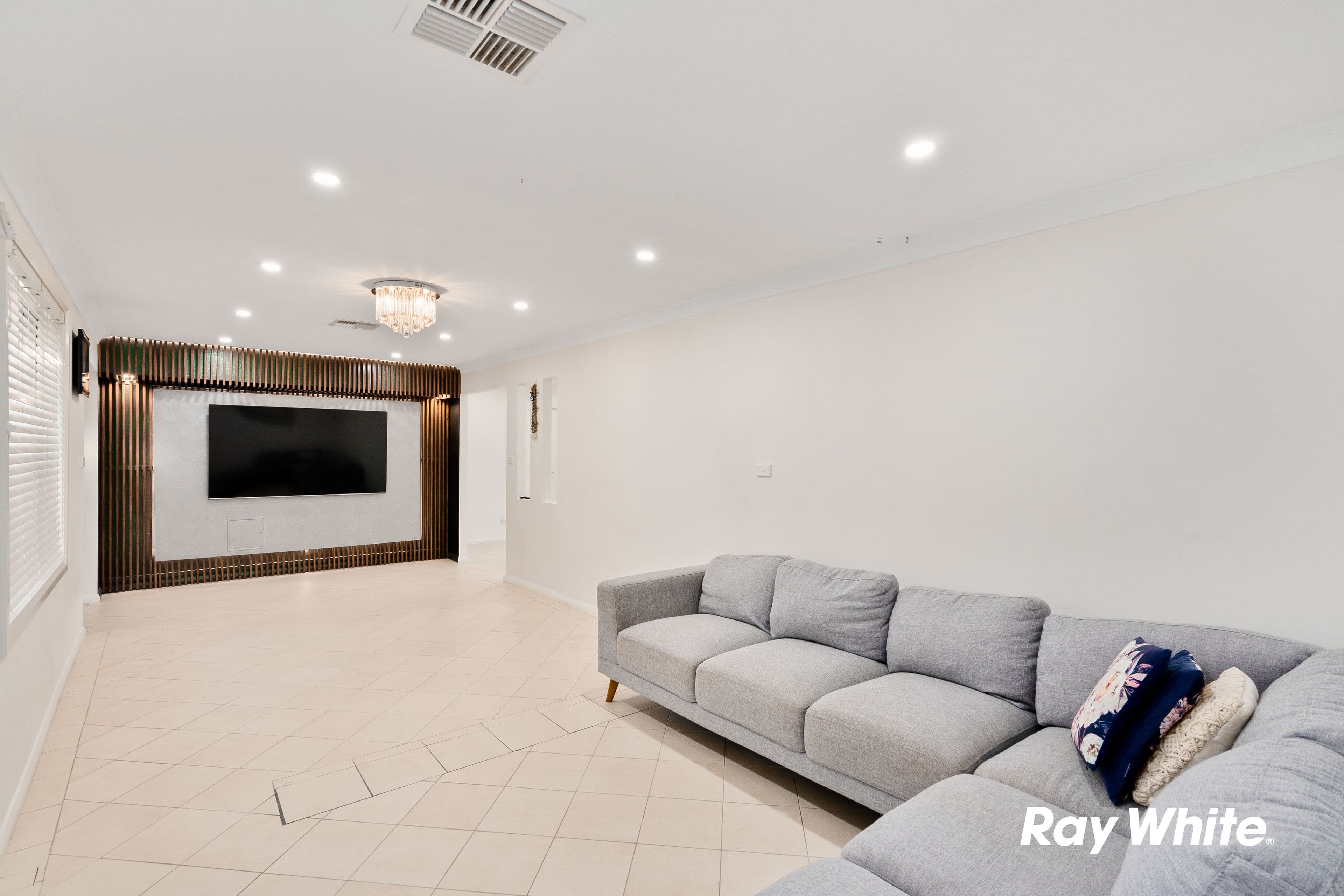 6 Briggs Place, Doonside NSW 2767, Doonside - Thumbnail 2