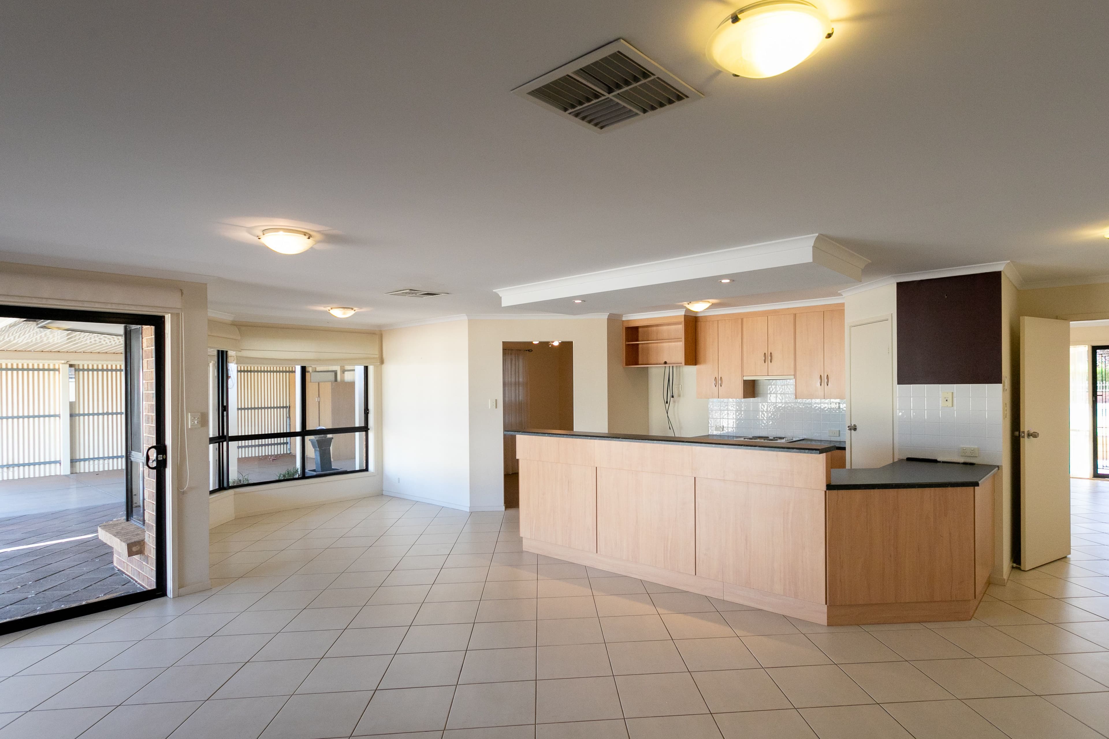 16 Schaefer Drive, Loxton SA 5333, Loxton - Thumbnail 4