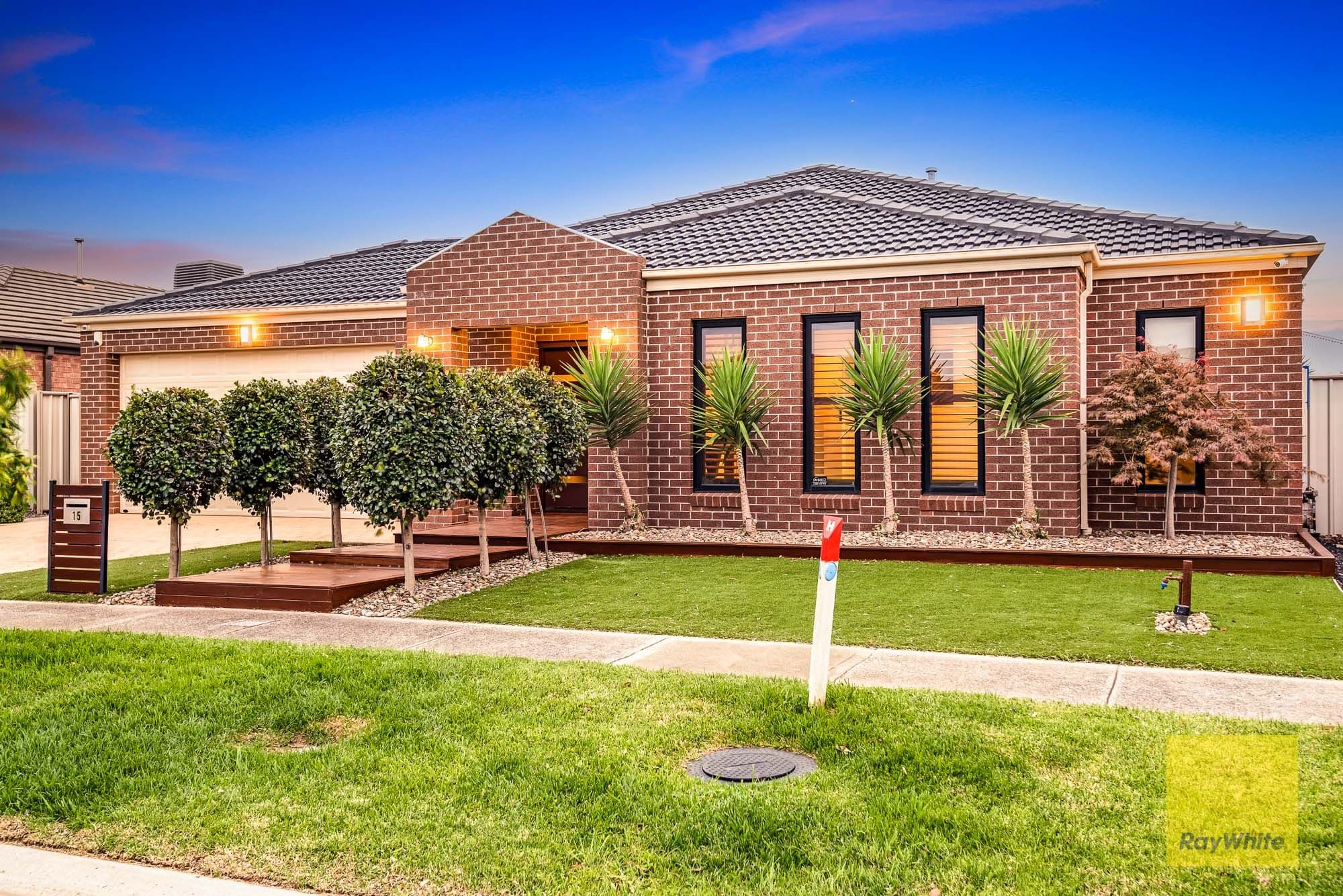 15 Higgins Way, Truganina VIC 3029, Truganina - Thumbnail 2
