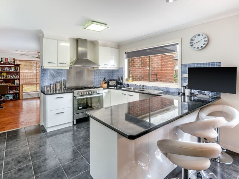 89 Botanica Springs Boulevard, Brookfield VIC 3338, Brookfield - Thumbnail 2