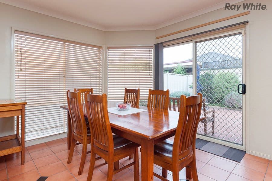1 Osmond Place, Caroline Springs VIC 3023, Caroline Springs - Thumbnail 6
