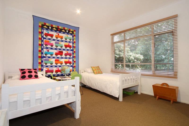 14 Elaroo Street, CHADSTONE VIC 3148, Chadstone - Thumbnail 7