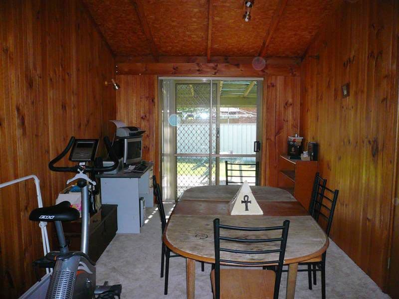 21   Sandringham Place, DUBBO NSW 2830, Dubbo - Thumbnail 4