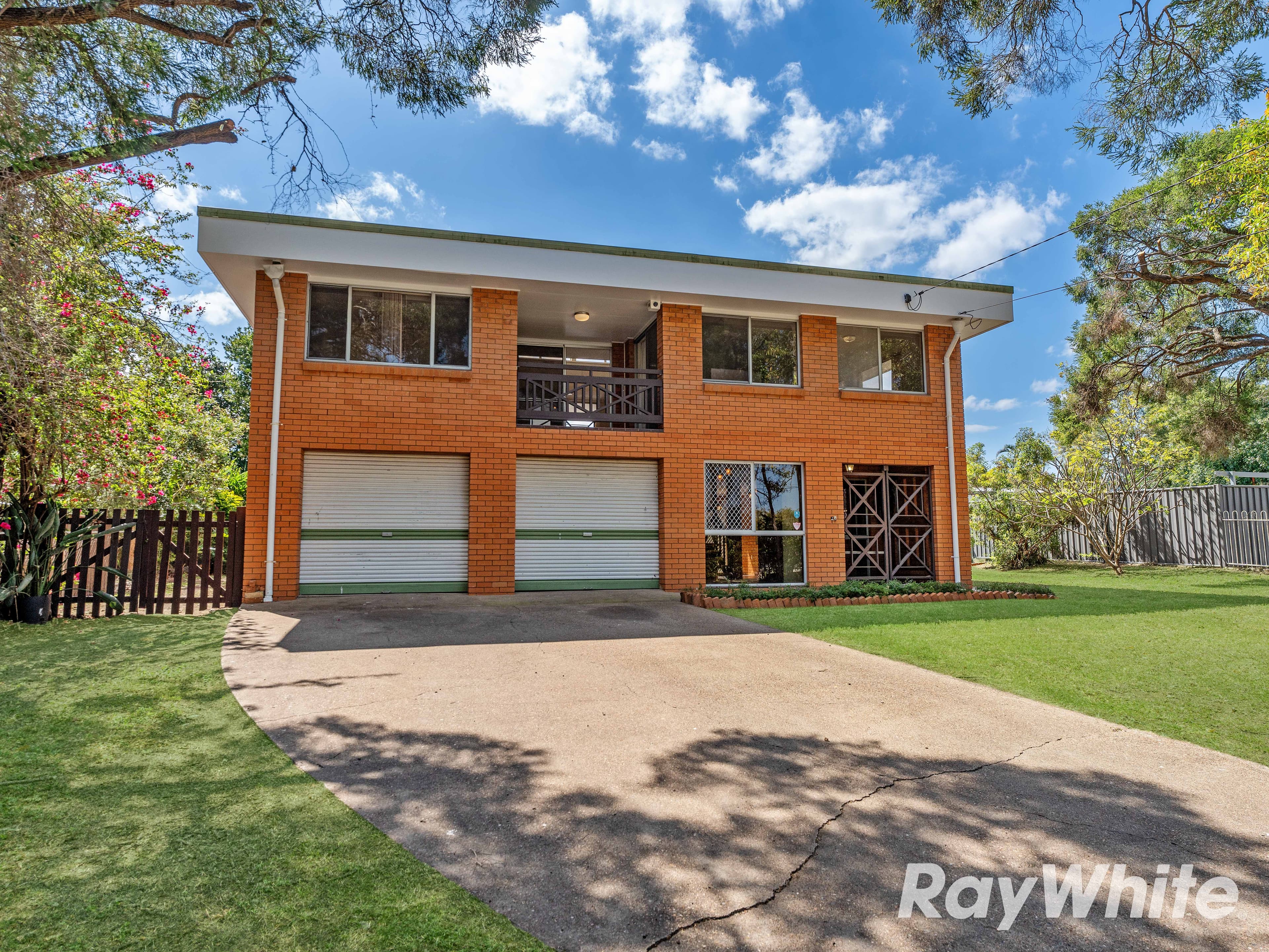 2 Dell Street, Eastern Heights QLD 4305, Eastern Heights - Thumbnail 2