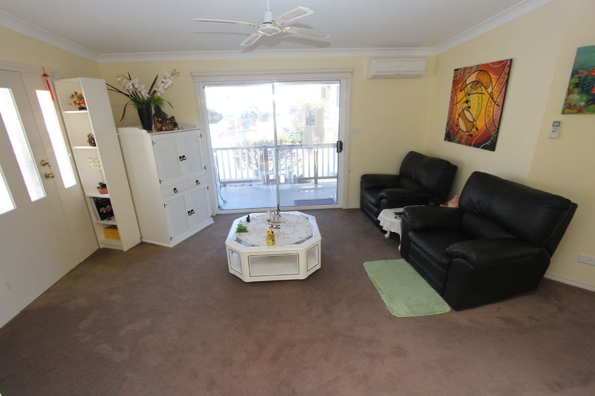 19 Sixth Avenue, Green Point - Thumbnail 4