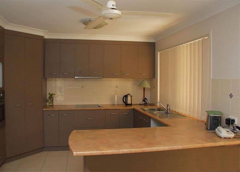 14  Stringybark Drive, URANGAN QLD 4655, Urangan - Thumbnail 2