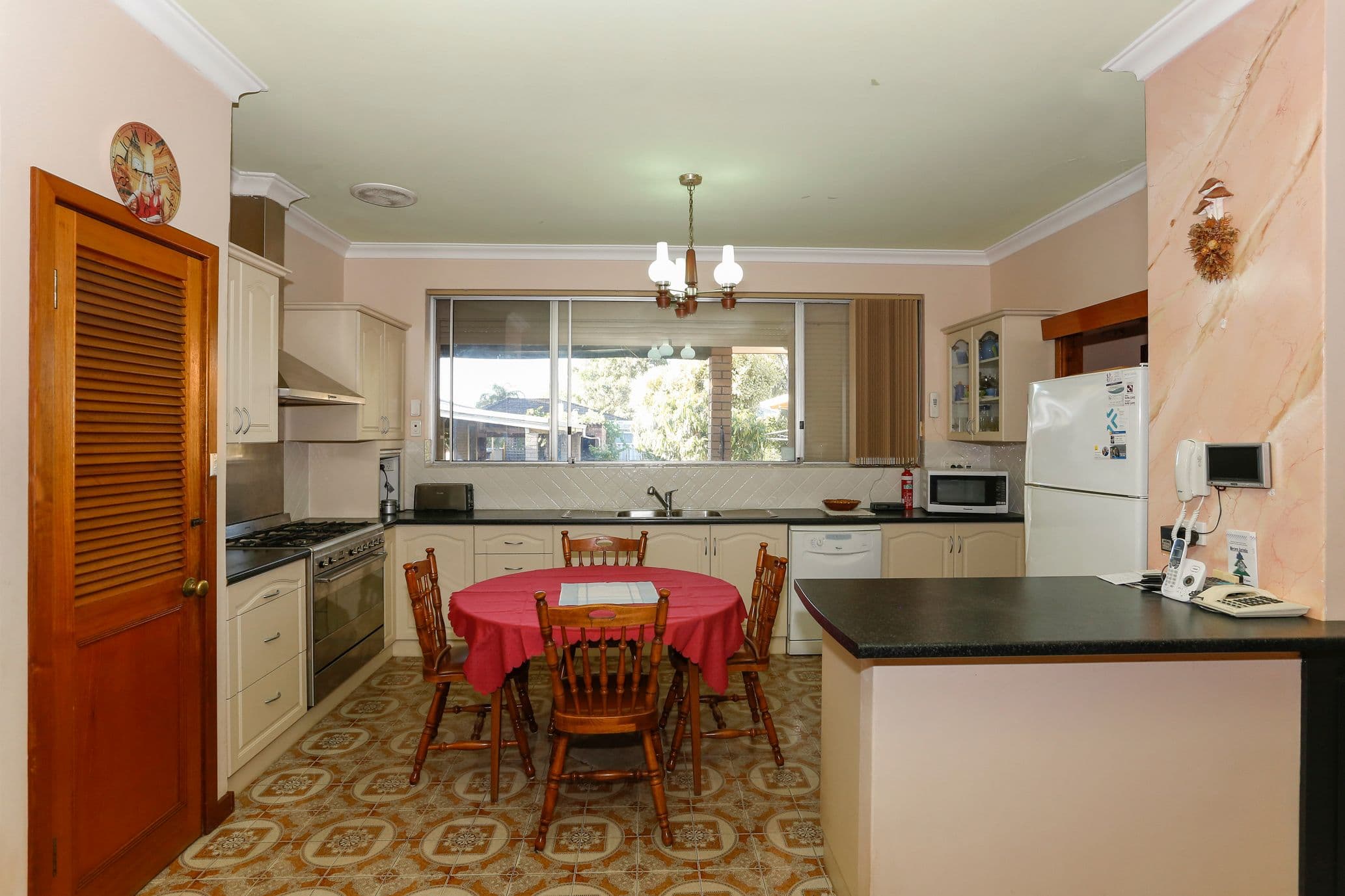 22 Kenwick Road, Kenwick WA 6107, Kenwick - Thumbnail 7