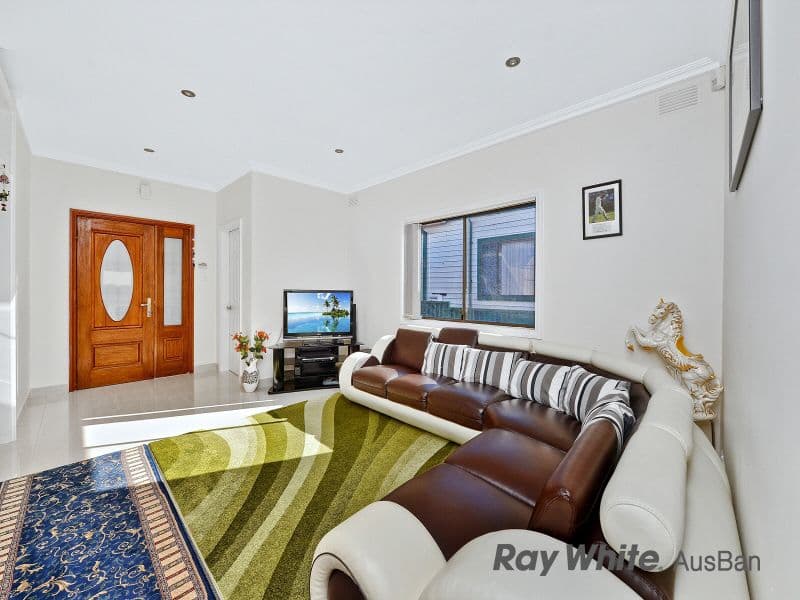 78 Columbine Avenue, Punchbowl - Image 1