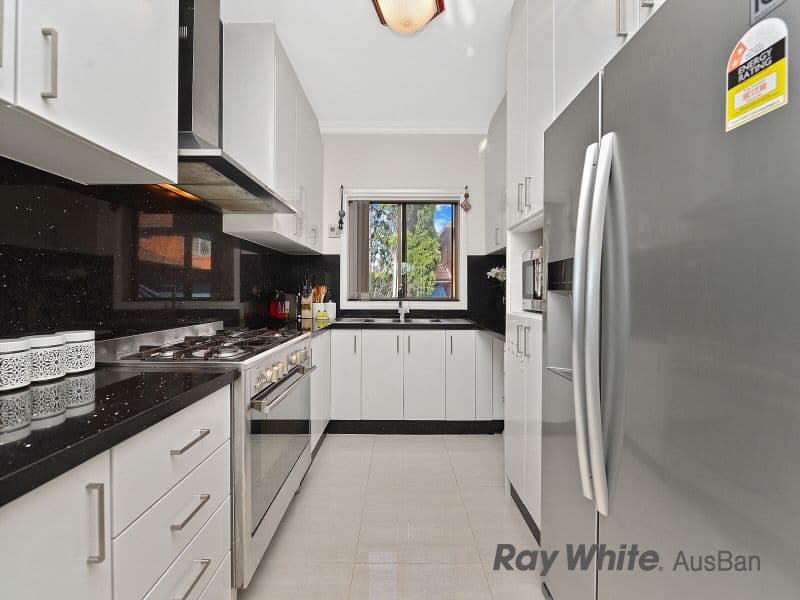 78 Columbine Avenue, Punchbowl - Thumbnail 4