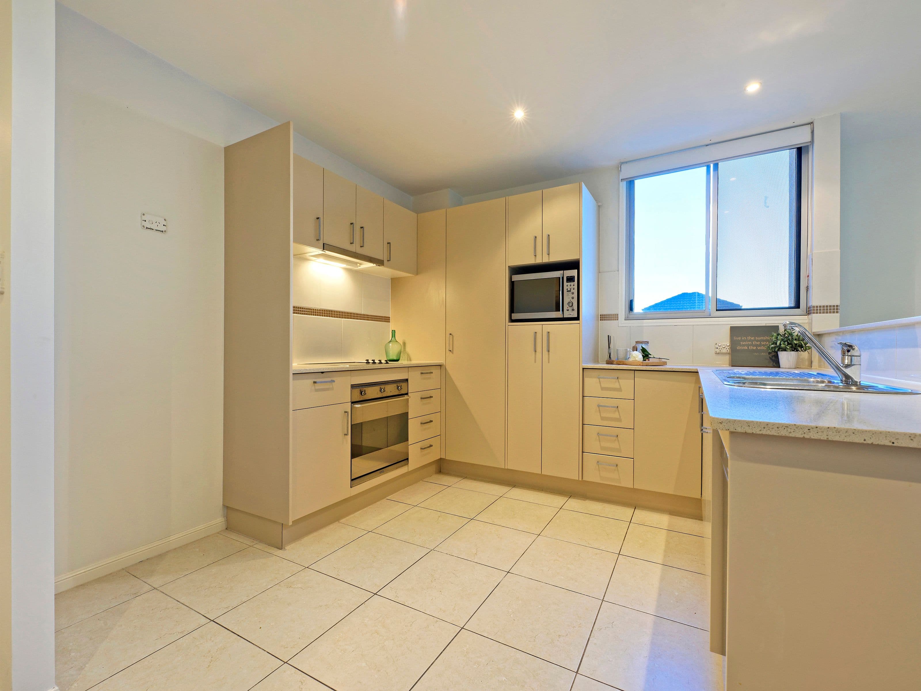 1/17 Kidston Street, Bungalow - Thumbnail 4