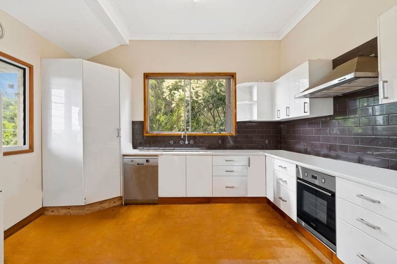 92 Grays Road, Gaythorne - Thumbnail 4