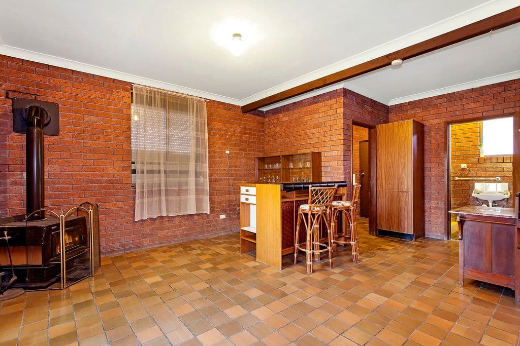 577 The Entrance Road, Bateau Bay NSW 2261, Bateau Bay - Thumbnail 2