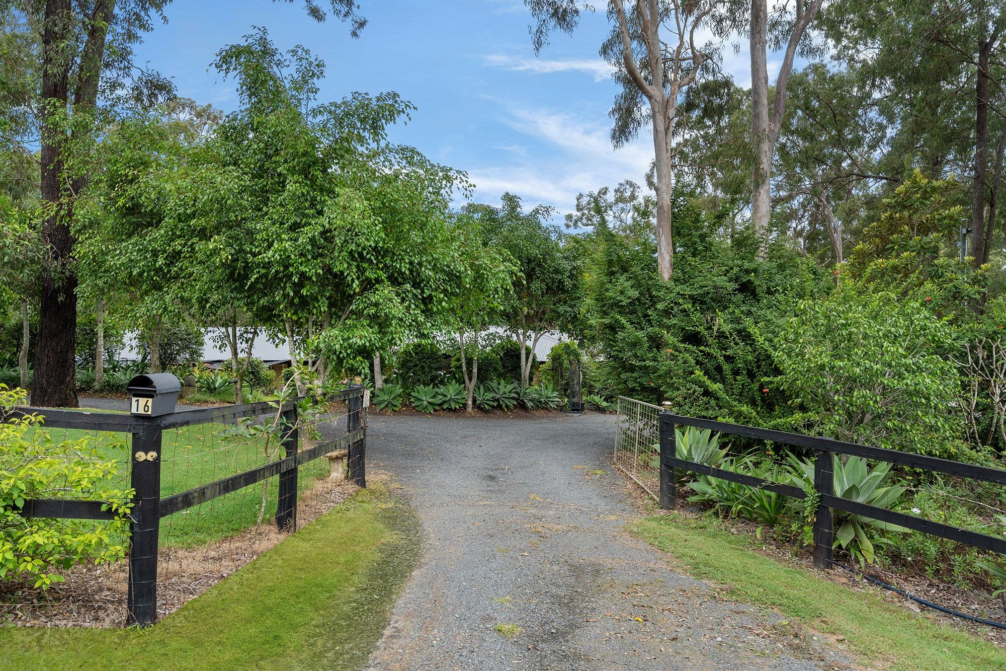 16-20 Sable Close, Greenbank QLD 4124, Greenbank - Thumbnail 3