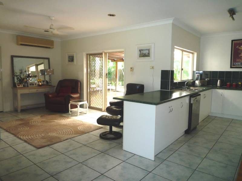 4 CYPREA Close, TRINITY BEACH QLD 4879, Trinity Beach - Thumbnail 6