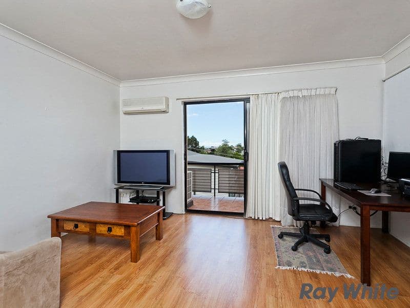 8 Oxenham Street, NUNDAH QLD 4012, Nundah - Thumbnail 8