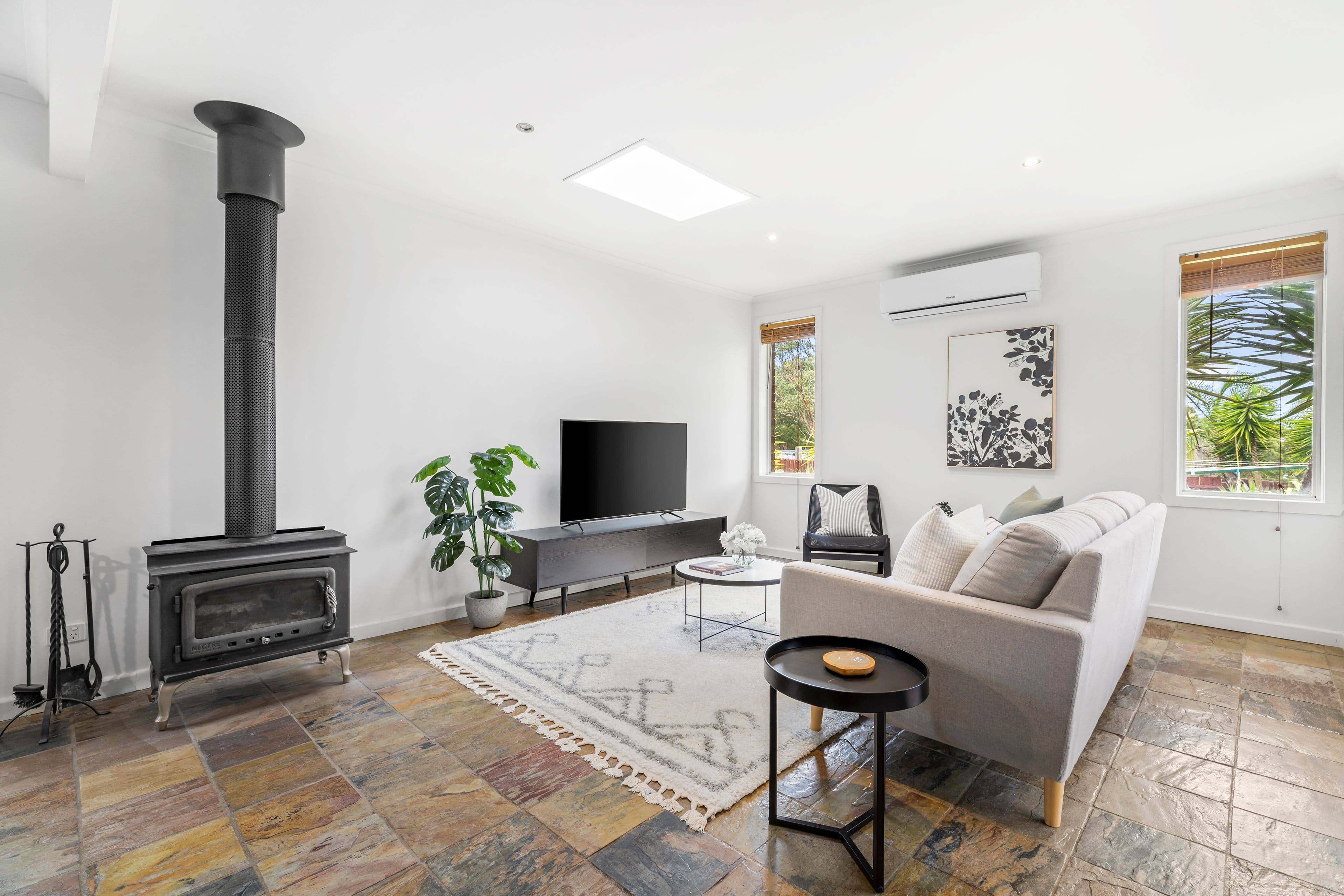 61 Rees Road, Sunbury VIC 3429, Sunbury - Thumbnail 2