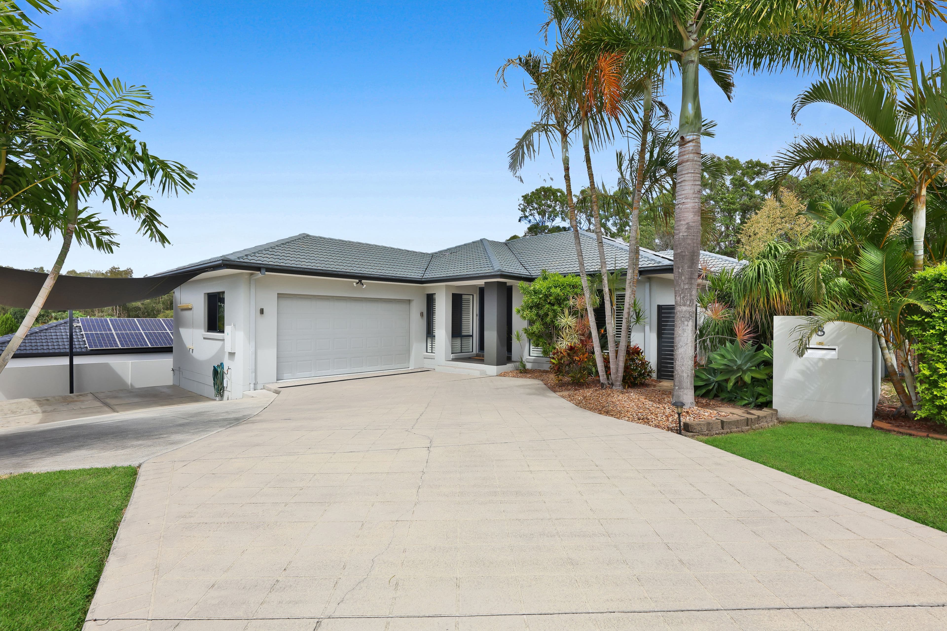 8 Bristol Place, Arundel QLD 4214, Arundel - Thumbnail 2