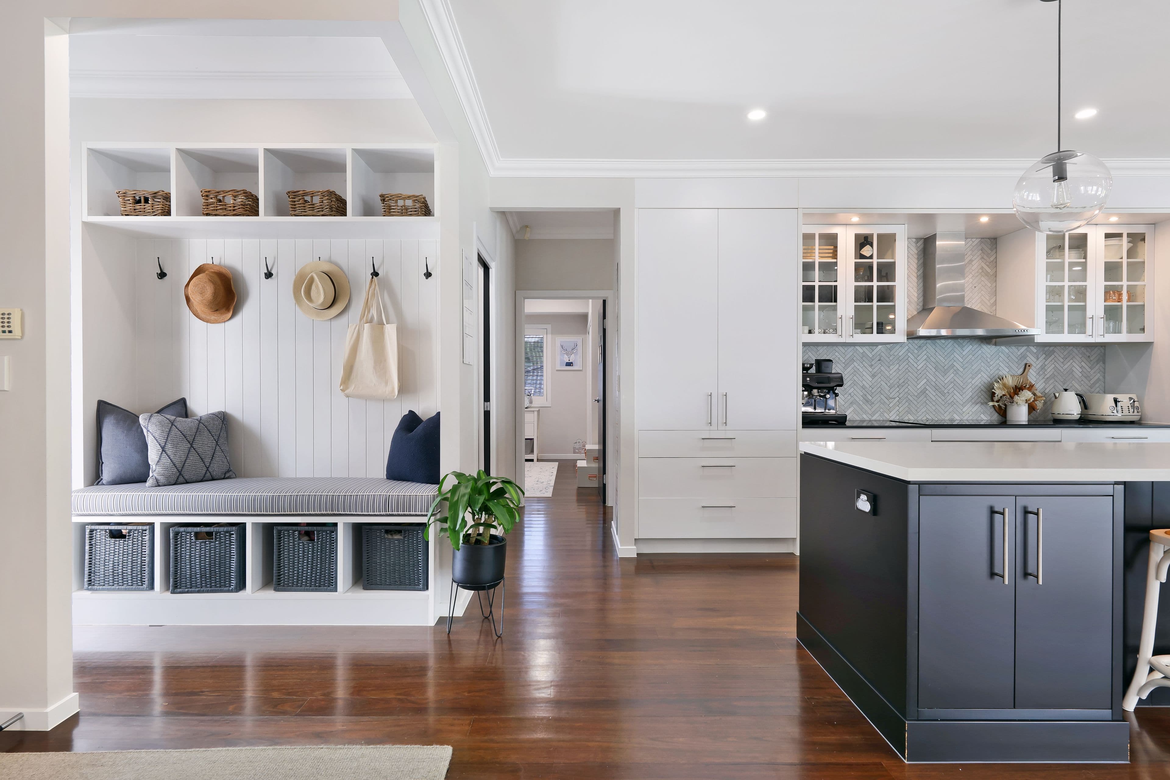 8 Bristol Place, Arundel QLD 4214, Arundel - Thumbnail 4
