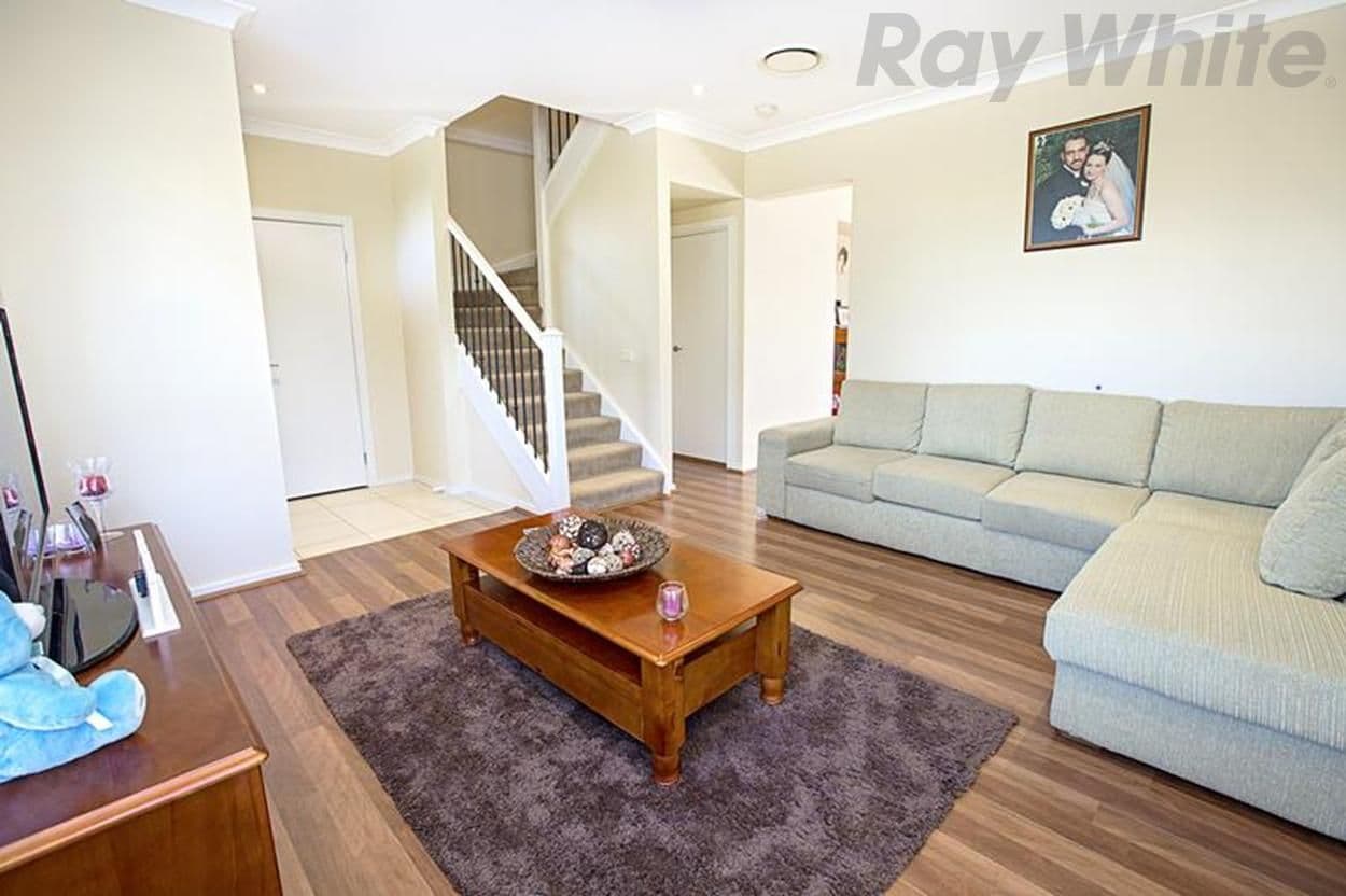 12 Montefiore Avenue, WEST HOXTON NSW 2171, West Hoxton - Thumbnail 2
