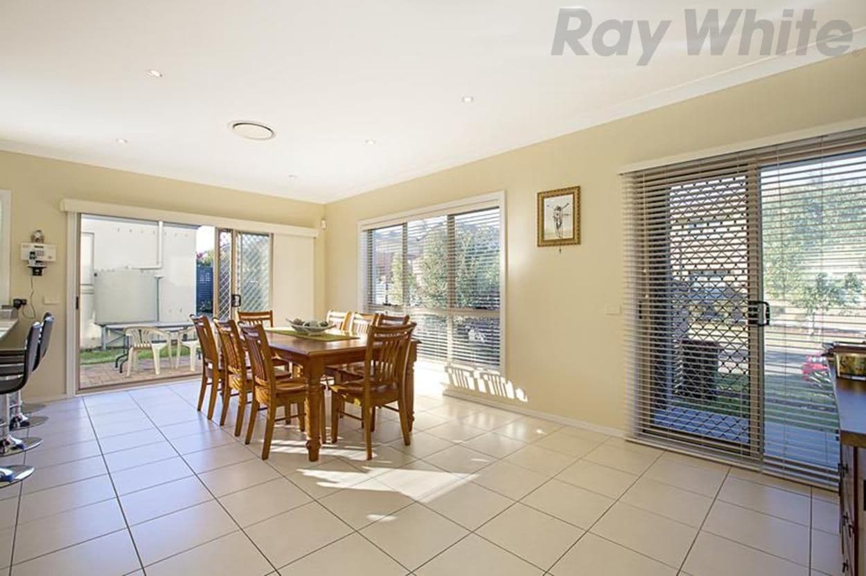 12 Montefiore Avenue, WEST HOXTON NSW 2171, West Hoxton - Thumbnail 4