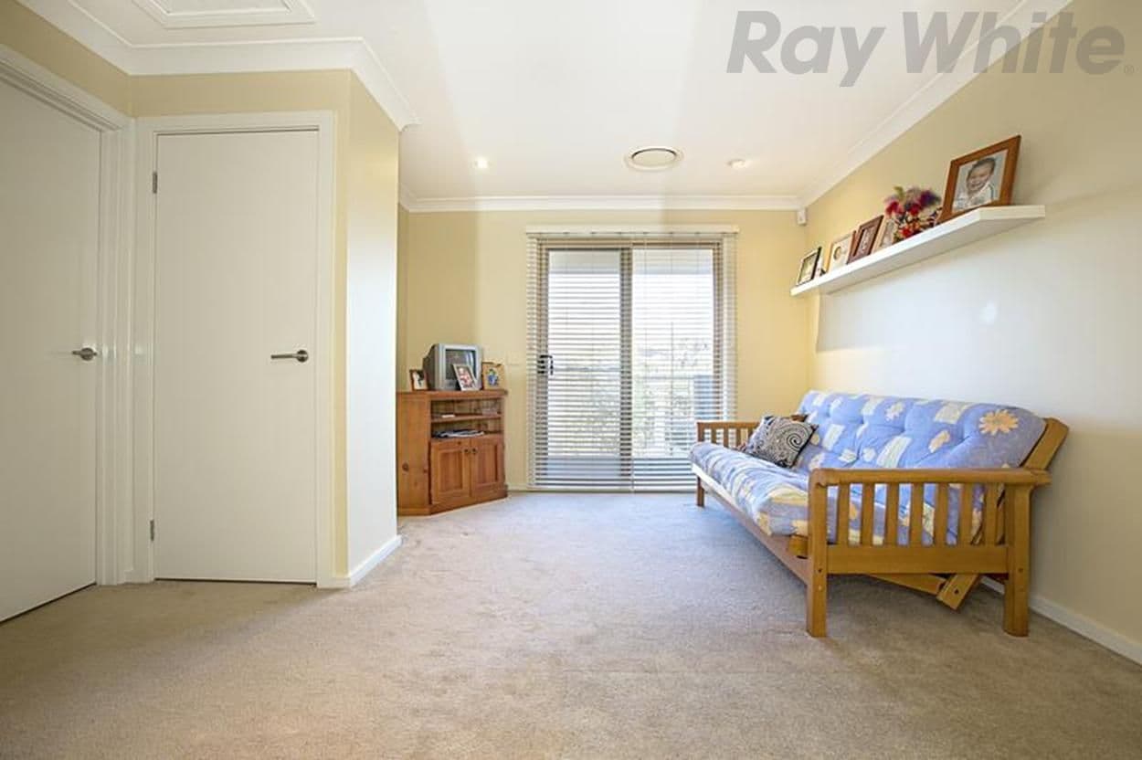 12 Montefiore Avenue, WEST HOXTON NSW 2171, West Hoxton - Thumbnail 7