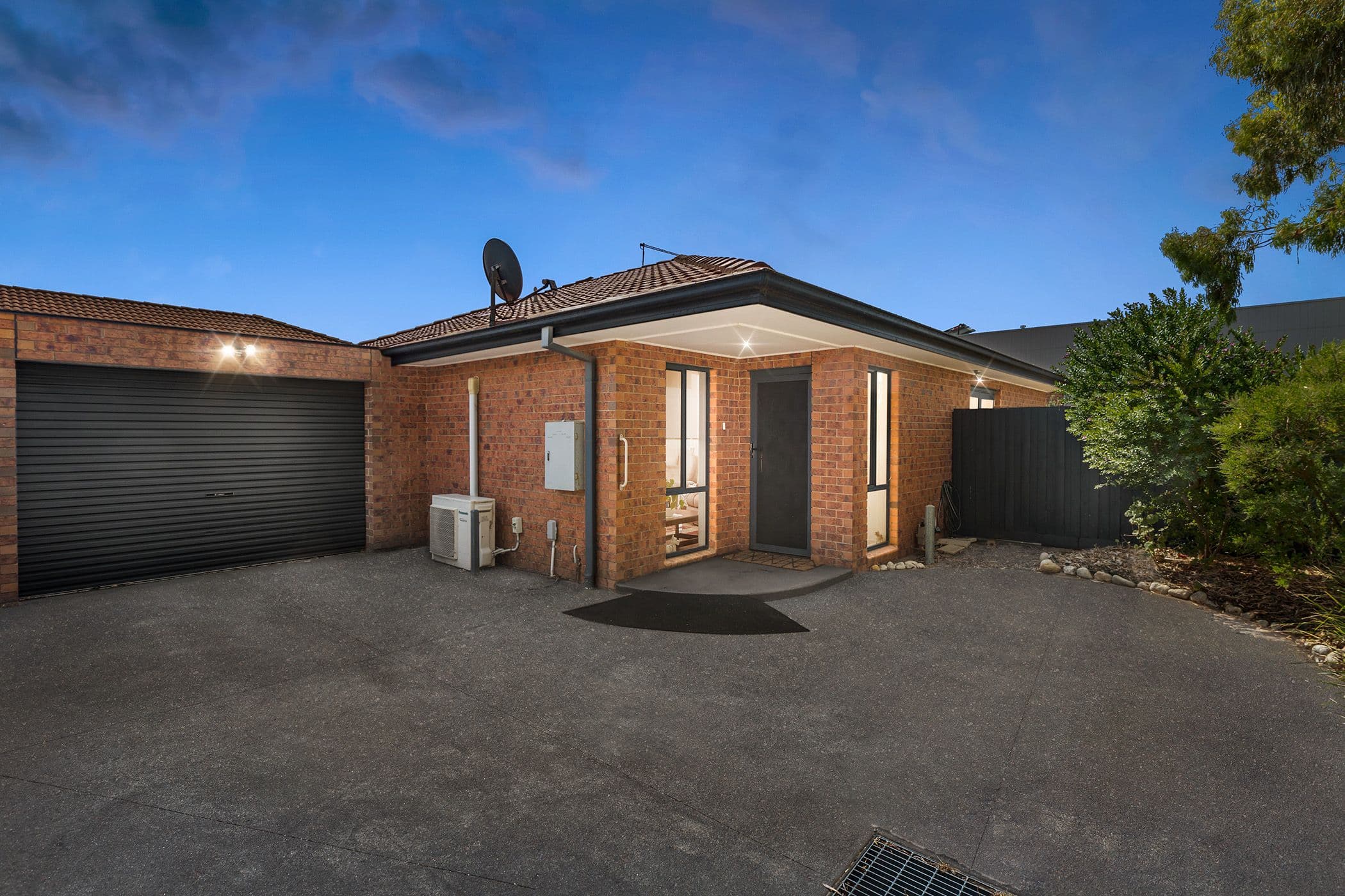 41 Hillview Drive, Carrum Downs VIC 3201, Carrum Downs - Image 1