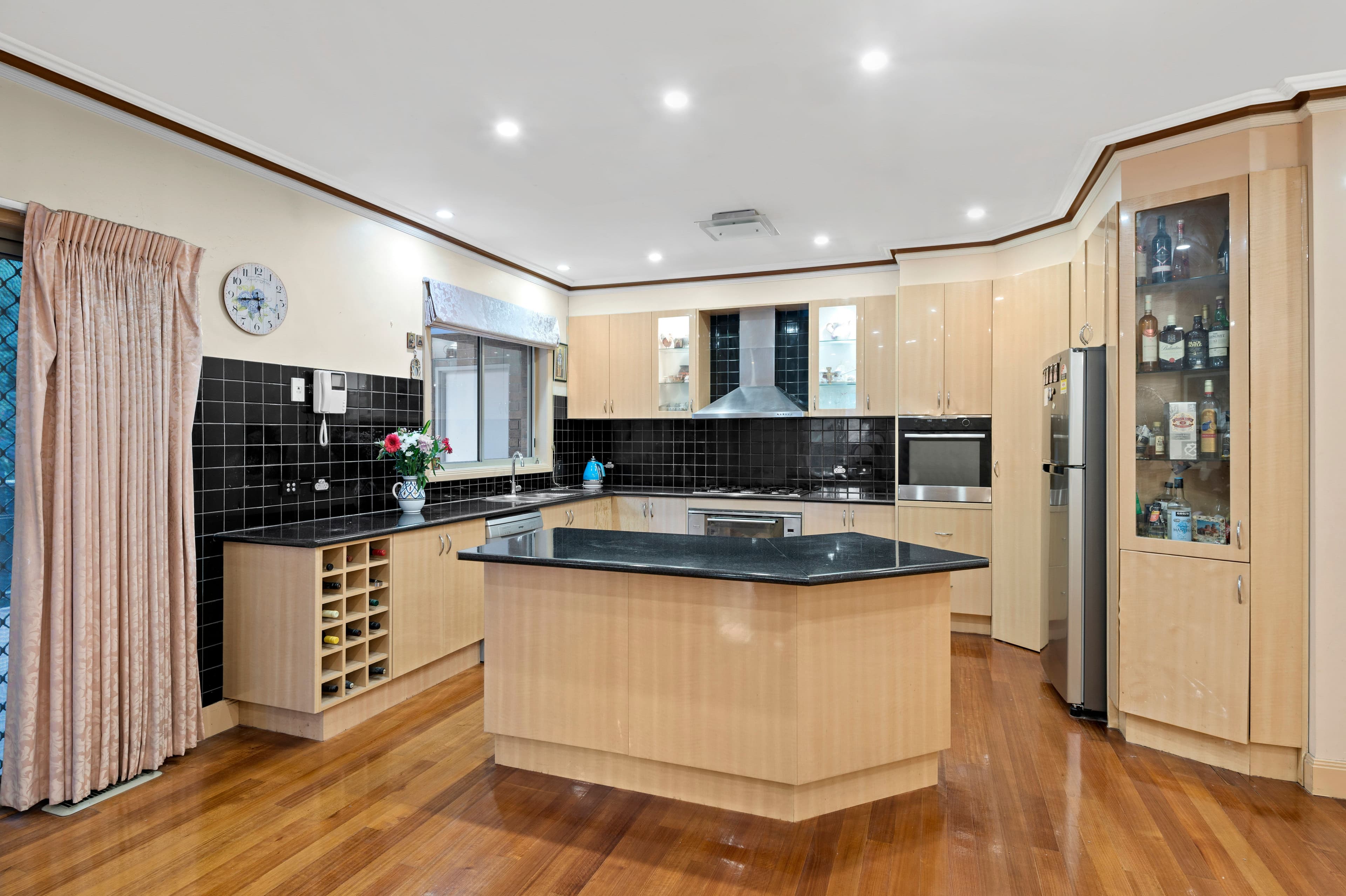 7 Celeste Place, South Morang VIC 3752, South Morang - Thumbnail 3