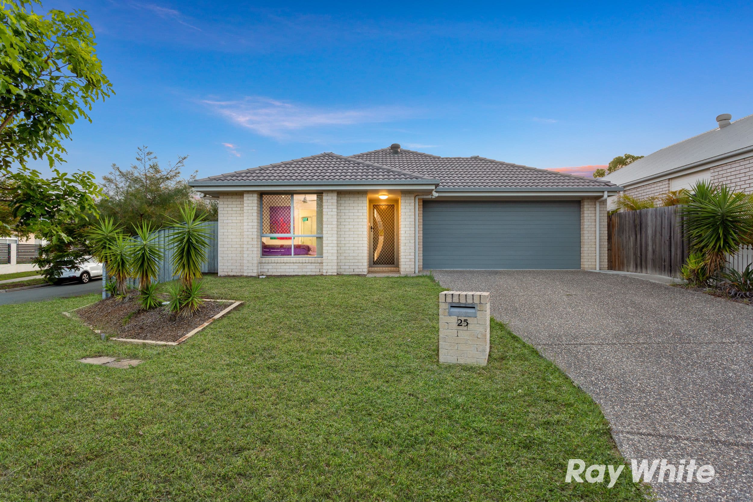 25 Huggins Avenue, Yarrabilba QLD 4207, Yarrabilba - Thumbnail 4