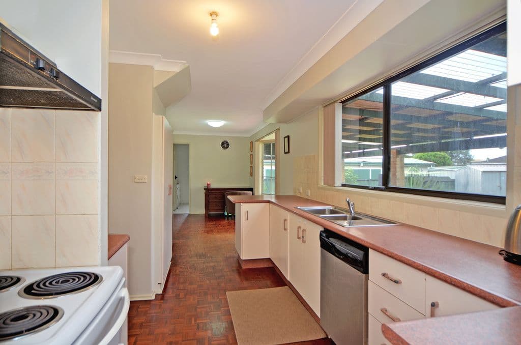 127 Pur Pur Avenue, Lake Illawarra NSW 2528, Lake Illawarra - Thumbnail 3