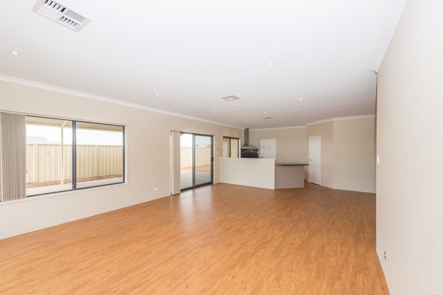14 Silvery Wave Vista, Wandina WA 6530, Wandina - Thumbnail 6