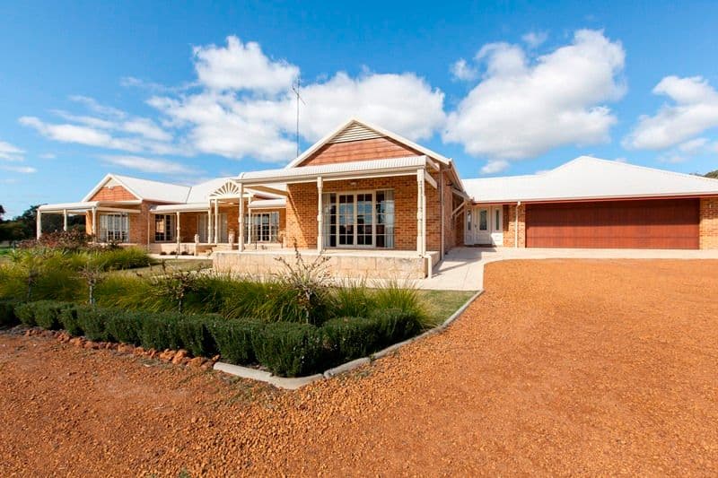 56 Murray Grey Circle, LOWER CHITTERING WA 6084, Lower Chittering - Thumbnail 2