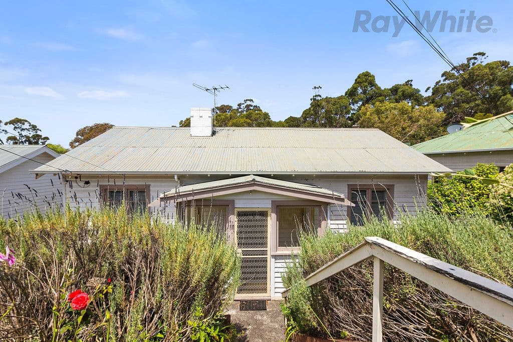 60 Alexander Street, Sandy Bay TAS 7005, Sandy Bay - Thumbnail 2