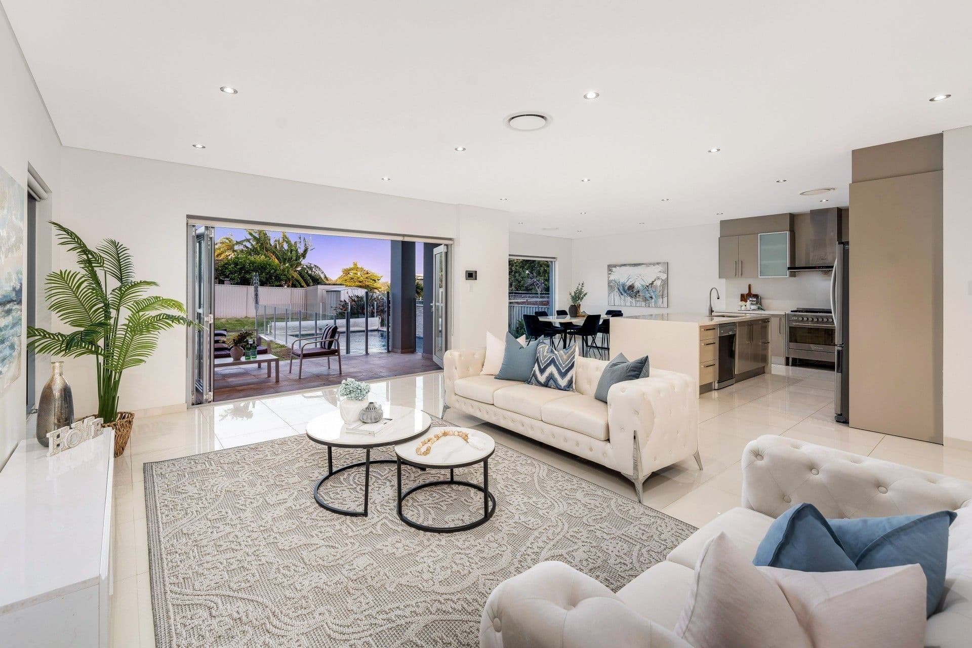 16 Wellington Road, Hurstville NSW 2220, Hurstville - Thumbnail 2
