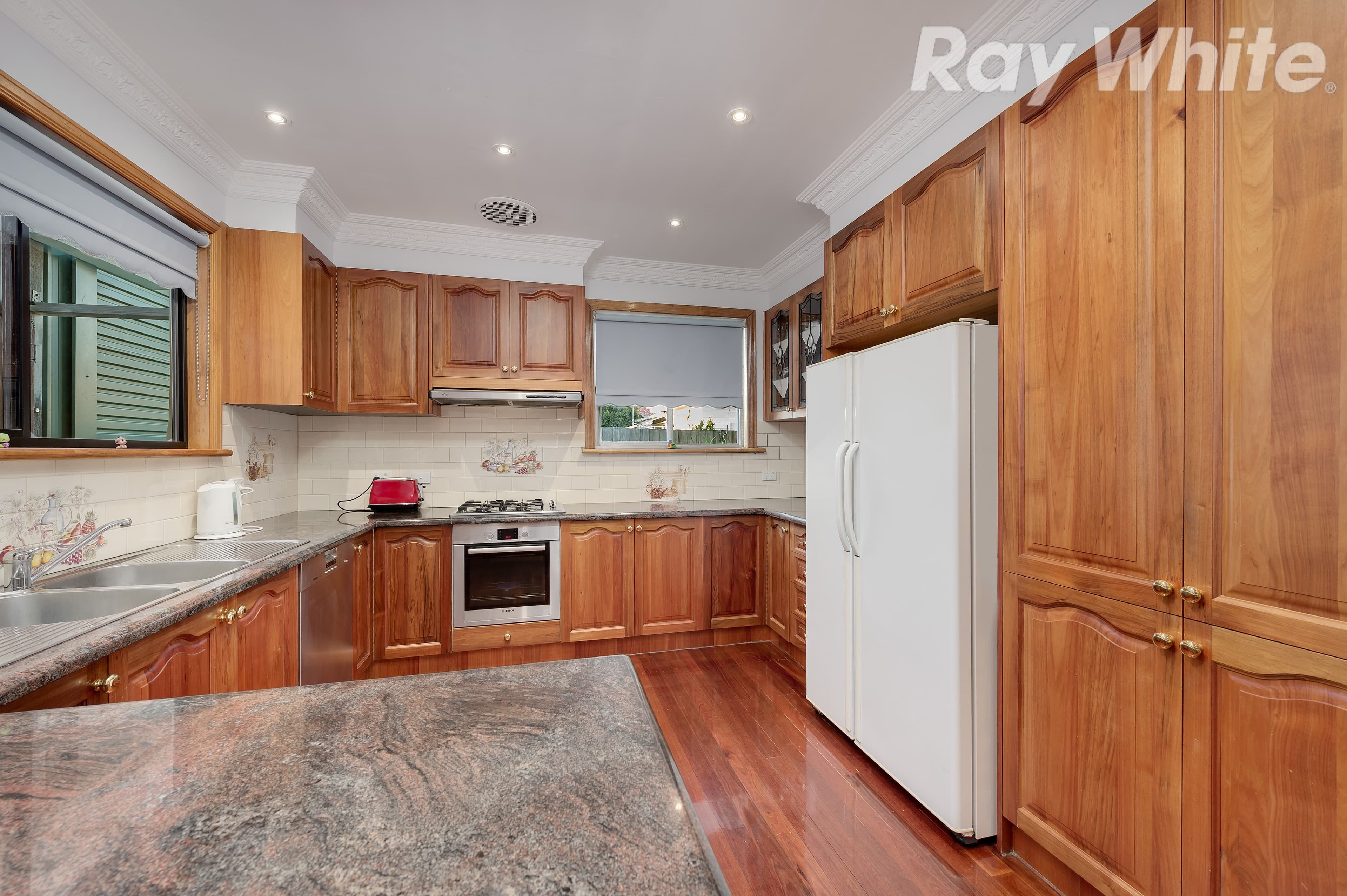 5 Wimmera Avenue, Reservoir VIC 3073, Reservoir - Thumbnail 7