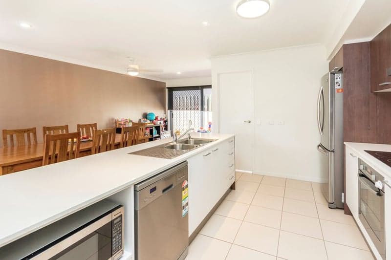 32 Fodora Place, Burpengary East - Thumbnail 3