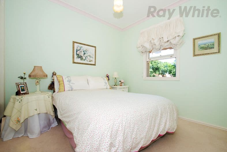 11 ROSEWOOD Place, Chirnside Park VIC 3116, Chirnside Park - Thumbnail 7