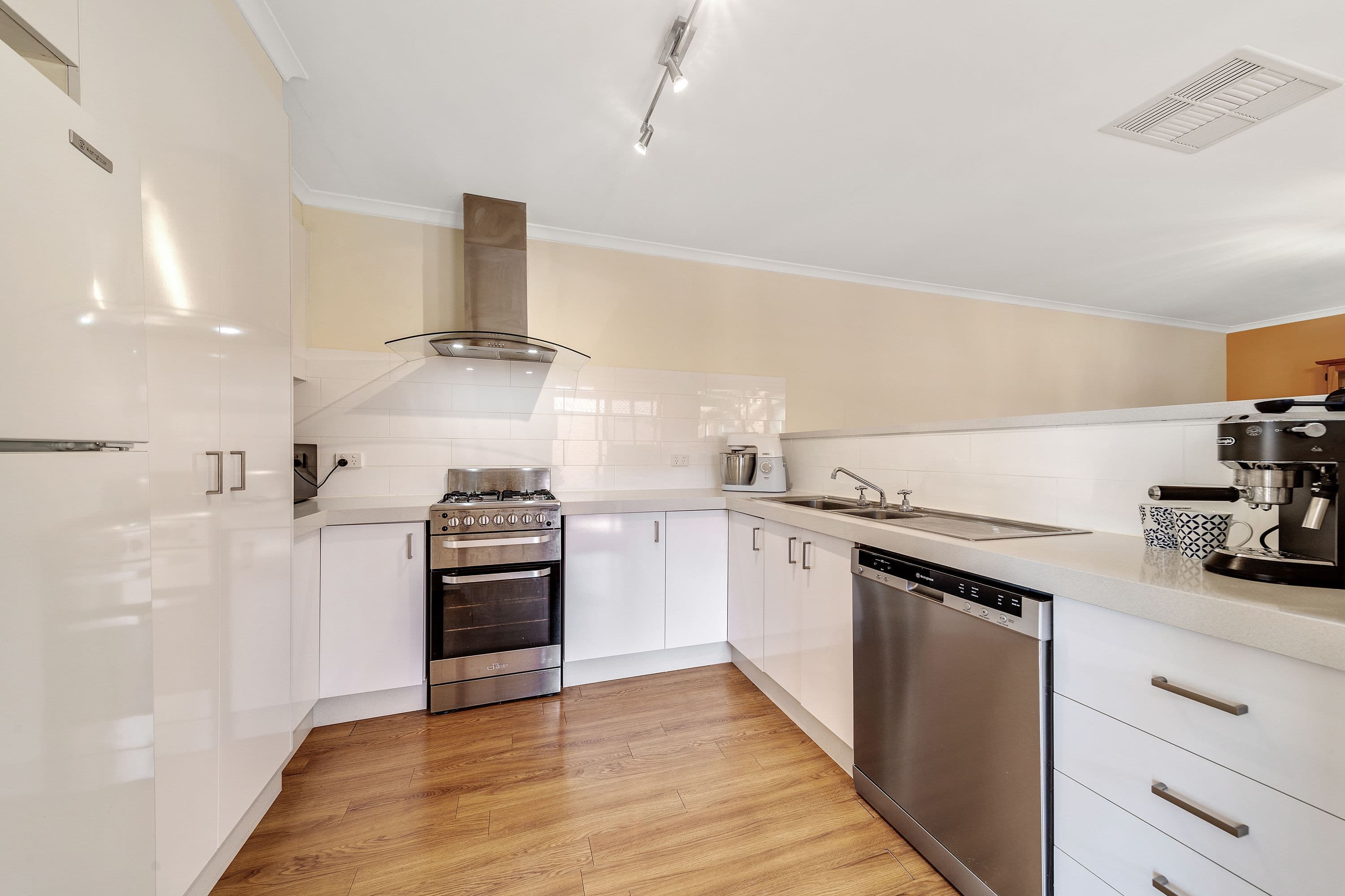 8 Thurgood Court, Gordon ACT 2906, Gordon - Thumbnail 6
