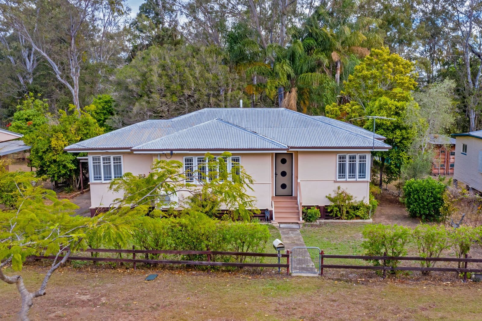 73 Evenwood Street, Coopers Plains QLD 4108, Coopers Plains - Thumbnail 2